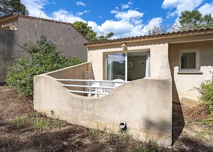 Lisa Maria D N38 2p5 *